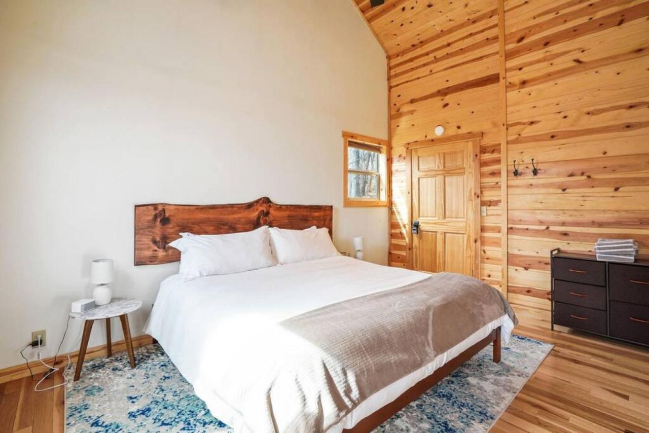 Fern Haven A Modern Take On Hocking Hills Cabins Stella 外观 照片